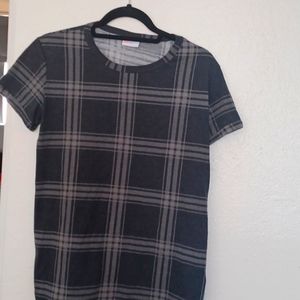 Lularoe liv tee B1G1FREE